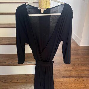 Banana Republic Black Long-Sleeve Wrap Dress – Size Medium (Petite)